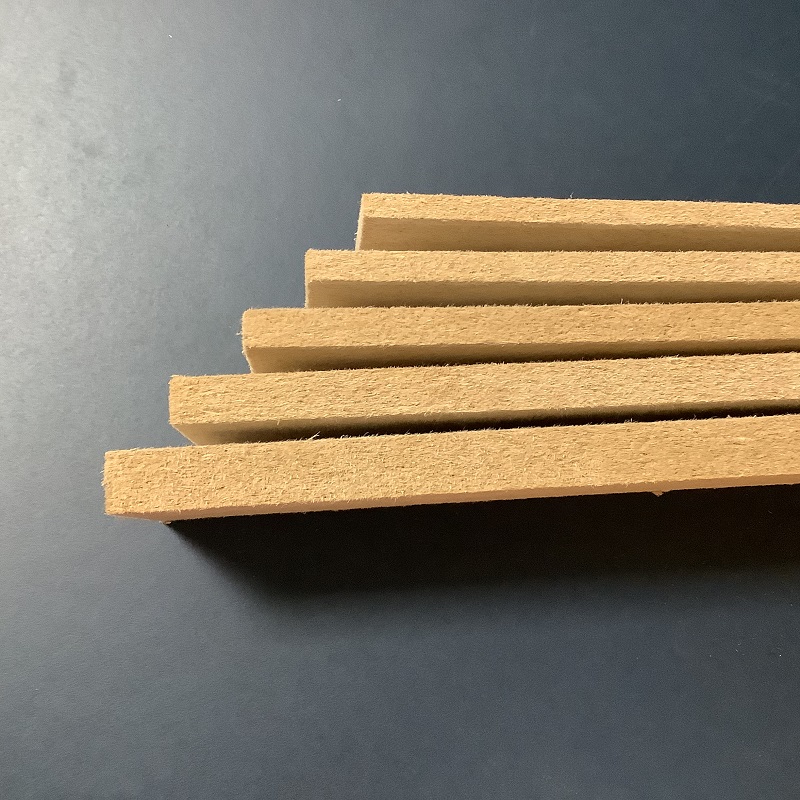 Holzfaser-Entkopplungsstreifen, Dicke 12 mm und Breite 6 cm, 1,18 Laufmeter/Stück Holzfaser-Entkopplungsstreifen, Dicke 12 mm und Breite 6 cm, 1,18 Laufmeter/Stück